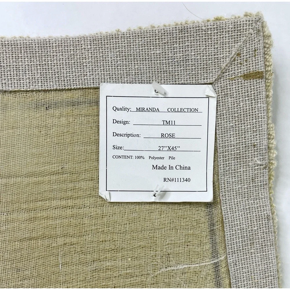 Rose Hooked‎ Rug 27 X 44